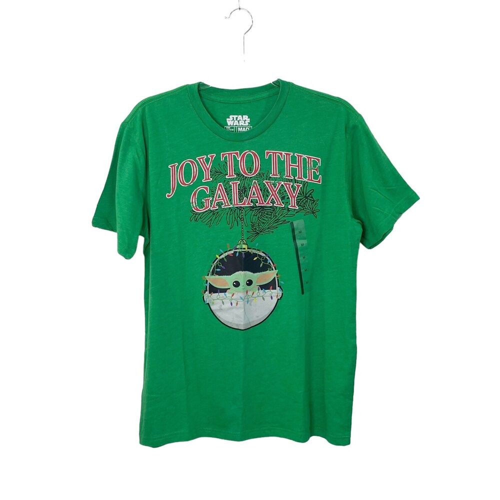 Star‎ Wars Baby Yoda Joy To The Galaxy Christmas T-Shirt Size Medium Green NWT